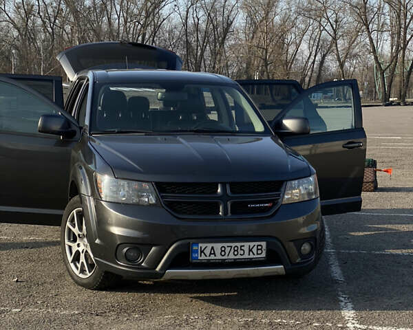 Серый Додж Джорни, объемом двигателя 3.6 л и пробегом 203 тыс. км за 15000 $, фото 1 на Automoto.ua