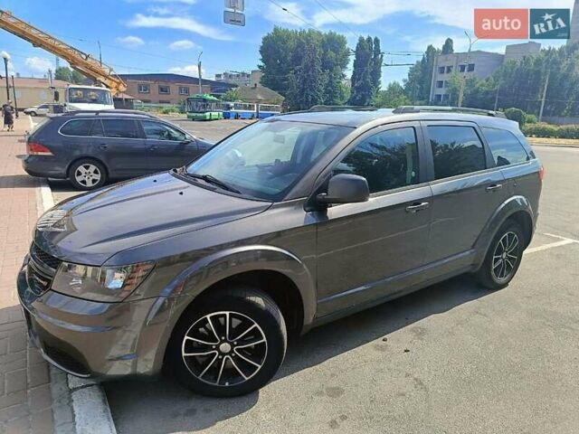 Сірий Додж Джорні, об'ємом двигуна 2.36 л та пробігом 109 тис. км за 11400 $, фото 1 на Automoto.ua
