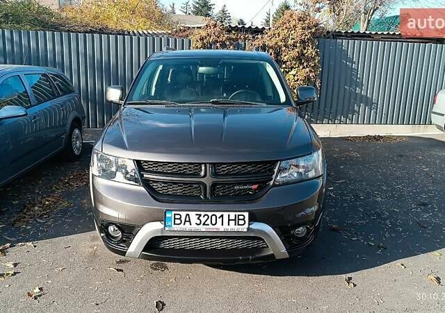 Серый Додж Джорни, объемом двигателя 3.6 л и пробегом 162 тыс. км за 13500 $, фото 1 на Automoto.ua