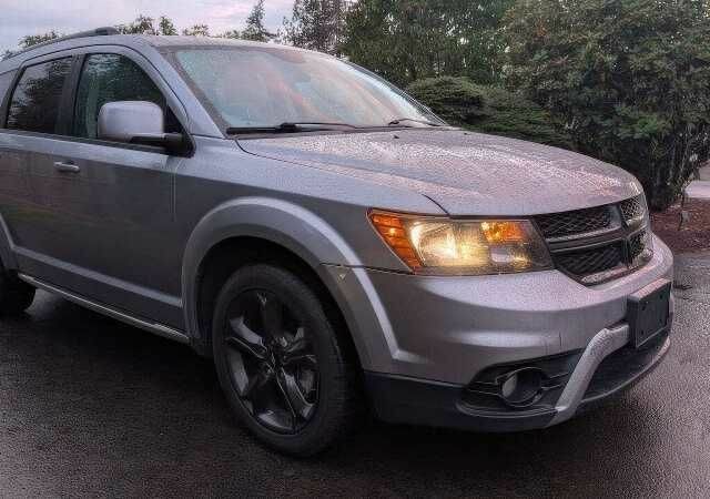 Додж Джорни 2018 в Львове на Automoto.ua Серый Додж Джорни, объемом двигателя 3.6 л и пробегом 88 тыс. км за 3000 $, фото 1 на Automoto.ua