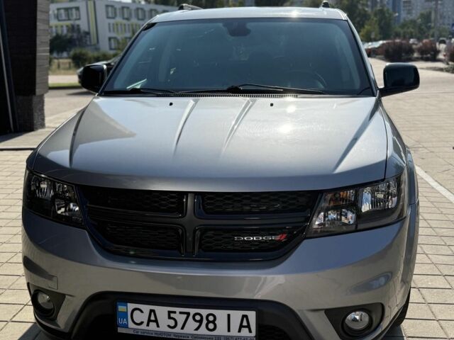Сірий Додж Джорні, об'ємом двигуна 2.4 л та пробігом 101 тис. км за 12300 $, фото 1 на Automoto.ua