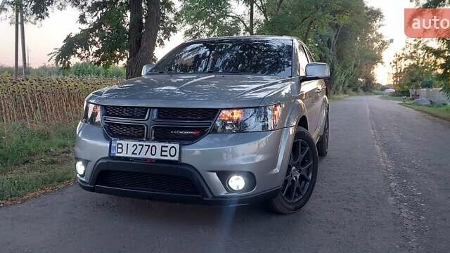 Серый Додж Джорни, объемом двигателя 3.6 л и пробегом 117 тыс. км за 15499 $, фото 1 на Automoto.ua