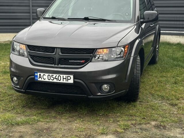 Серый Додж Джорни, объемом двигателя 2.4 л и пробегом 270 тыс. км за 13800 $, фото 1 на Automoto.ua
