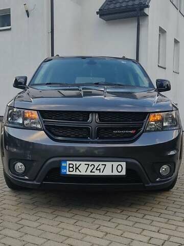 Серый Додж Джорни, объемом двигателя 2.36 л и пробегом 120 тыс. км за 13500 $, фото 1 на Automoto.ua