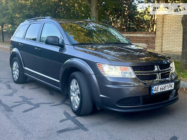 Сірий Додж Джорні, об'ємом двигуна 2.4 л та пробігом 140 тис. км за 10999 $, фото 1 на Automoto.ua