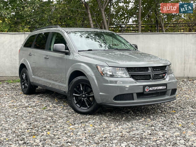 Додж Джорни 2020 в Киеве на Automoto.ua Серый Додж Джорни, объемом двигателя 2.36 л и пробегом 92 тыс. км за 14990 $, фото 1 на Automoto.ua