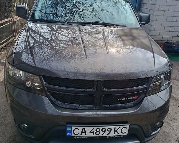 Серый Додж Джорни, объемом двигателя 2.36 л и пробегом 40 тыс. км за 14000 $, фото 1 на Automoto.ua
