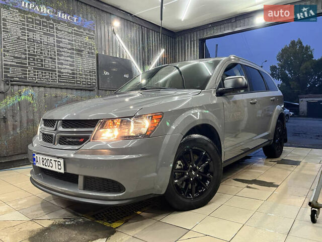 Сірий Додж Джорні, об'ємом двигуна 2.36 л та пробігом 105 тис. км за 13600 $, фото 1 на Automoto.ua