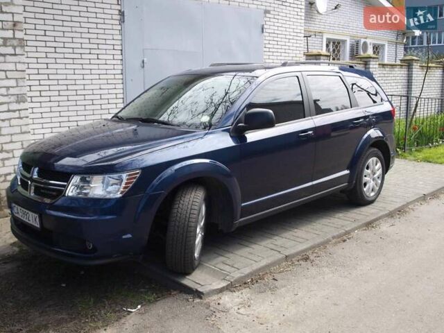 Синий Додж Джорни, объемом двигателя 2.4 л и пробегом 96 тыс. км за 12000 $, фото 1 на Automoto.ua