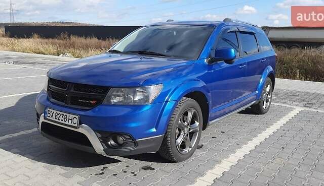 Синий Додж Джорни, объемом двигателя 2.36 л и пробегом 249 тыс. км за 11900 $, фото 1 на Automoto.ua