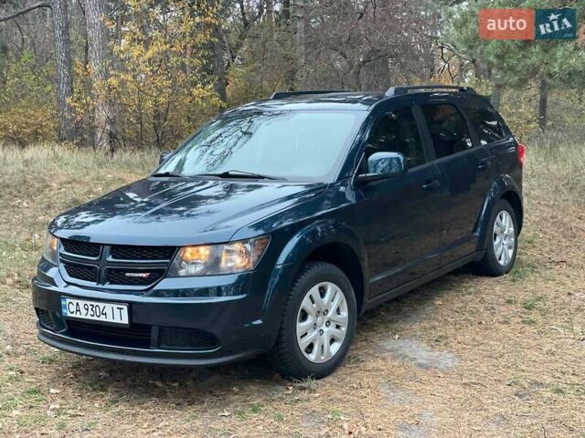 Синий Додж Джорни, объемом двигателя 2.36 л и пробегом 277 тыс. км за 8800 $, фото 1 на Automoto.ua