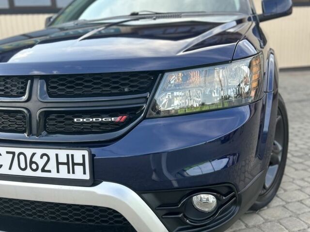 Синий Додж Джорни, объемом двигателя 2.4 л и пробегом 148 тыс. км за 13600 $, фото 1 на Automoto.ua