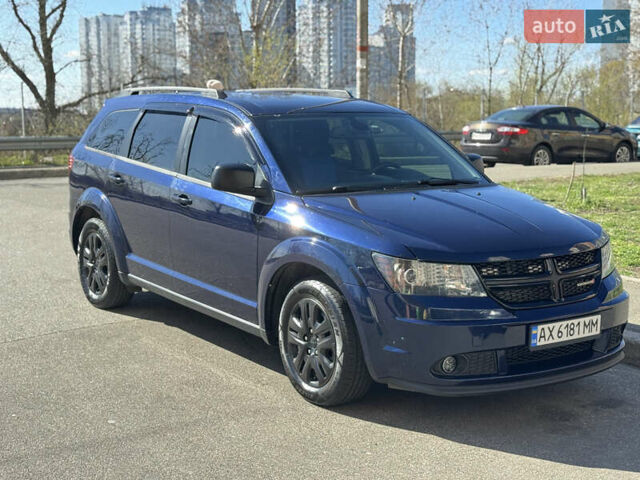 Синий Додж Джорни, объемом двигателя 2.36 л и пробегом 185 тыс. км за 13900 $, фото 1 на Automoto.ua