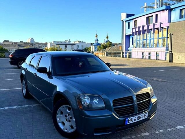 Сірий Додж Magnum, об'ємом двигуна 2.7 л та пробігом 187 тис. км за 8999 $, фото 1 на Automoto.ua