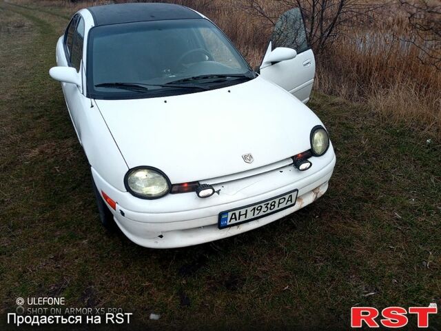 Белый Додж Неон, объемом двигателя 2 л и пробегом 404 тыс. км за 2000 $, фото 1 на Automoto.ua