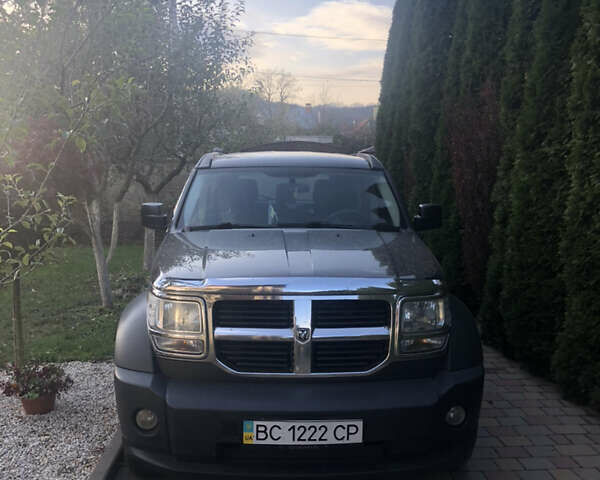 Чорний Додж Nitro, об'ємом двигуна 2.8 л та пробігом 133 тис. км за 9700 $, фото 1 на Automoto.ua