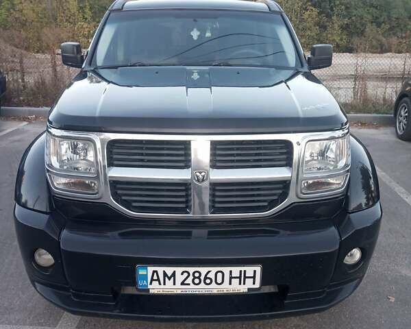 Черный Додж Нитро, объемом двигателя 3.7 л и пробегом 319 тыс. км за 7000 $, фото 1 на Automoto.ua