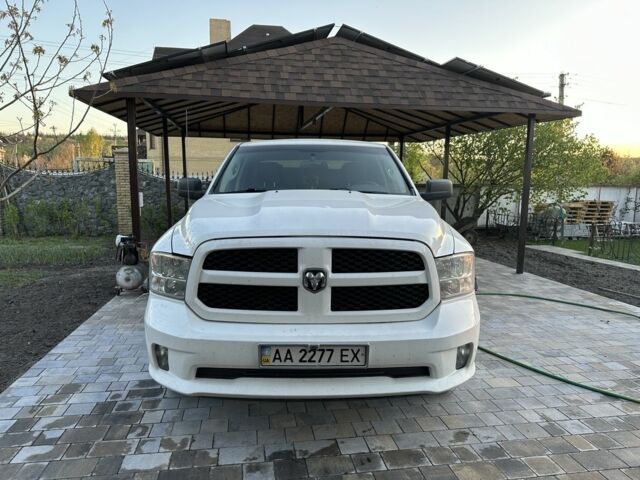 Белый Додж РАМ, объемом двигателя 5.7 л и пробегом 173 тыс. км за 22500 $, фото 1 на Automoto.ua