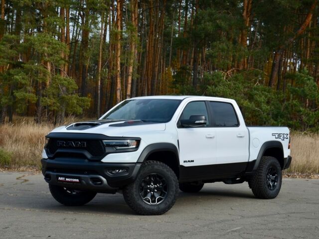 Білий Додж RAM, об'ємом двигуна 6.2 л та пробігом 0 тис. км за 179999 $, фото 1 на Automoto.ua