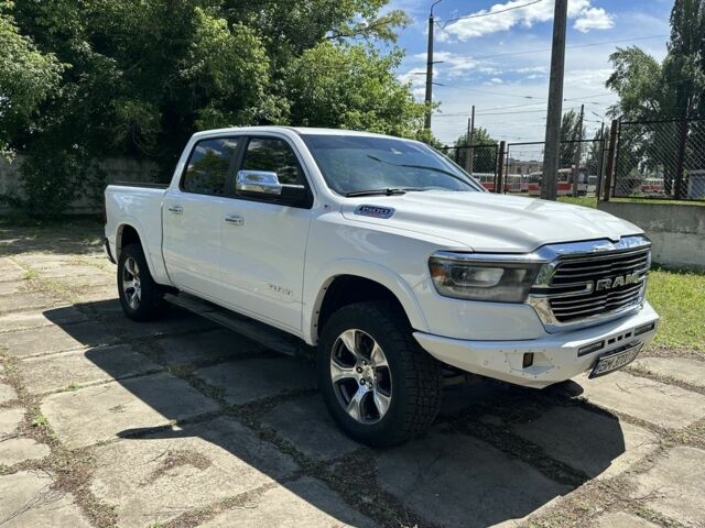 Білий Додж RAM, об'ємом двигуна 3 л та пробігом 54 тис. км за 59999 $, фото 1 на Automoto.ua