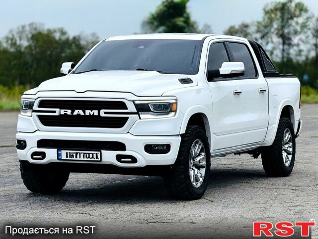 Белый Додж РАМ, объемом двигателя 3 л и пробегом 120 тыс. км за 77000 $, фото 1 на Automoto.ua