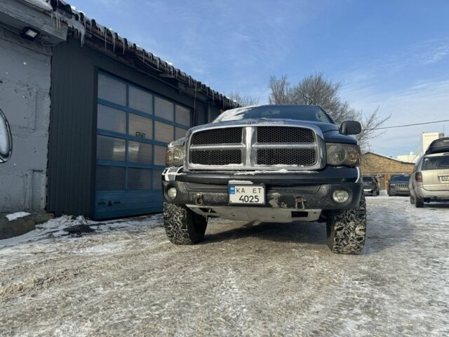 Чорний Додж RAM, об'ємом двигуна 4.7 л та пробігом 166 тис. км за 15500 $, фото 1 на Automoto.ua
