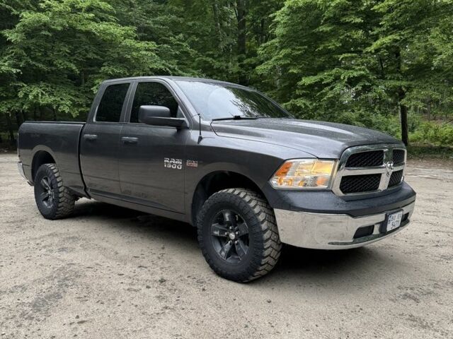Сірий Додж RAM, об'ємом двигуна 5.7 л та пробігом 248 тис. км за 16800 $, фото 1 на Automoto.ua