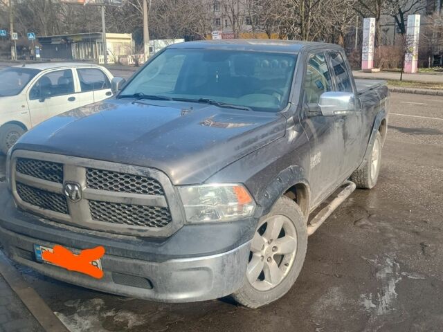 Сірий Додж RAM, об'ємом двигуна 3 л та пробігом 280 тис. км за 25500 $, фото 1 на Automoto.ua