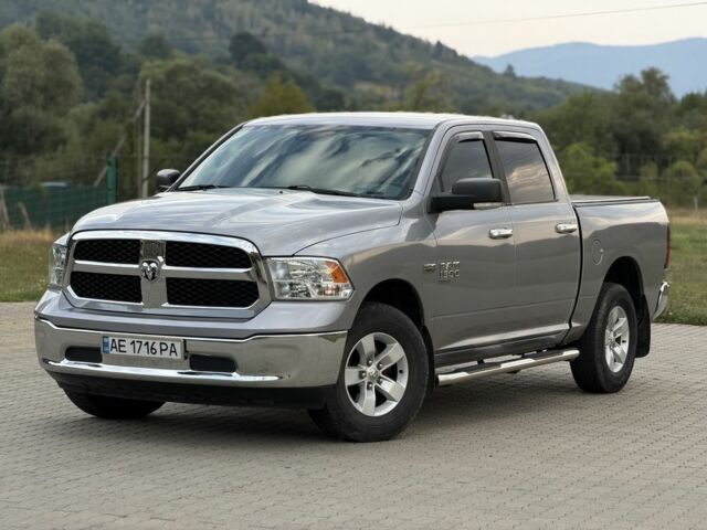 Сірий Додж RAM, об'ємом двигуна 5.7 л та пробігом 58 тис. км за 28552 $, фото 1 на Automoto.ua