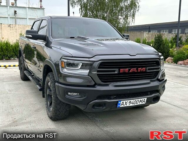 Сірий Додж RAM, об'ємом двигуна 5.7 л та пробігом 68 тис. км за 43000 $, фото 1 на Automoto.ua