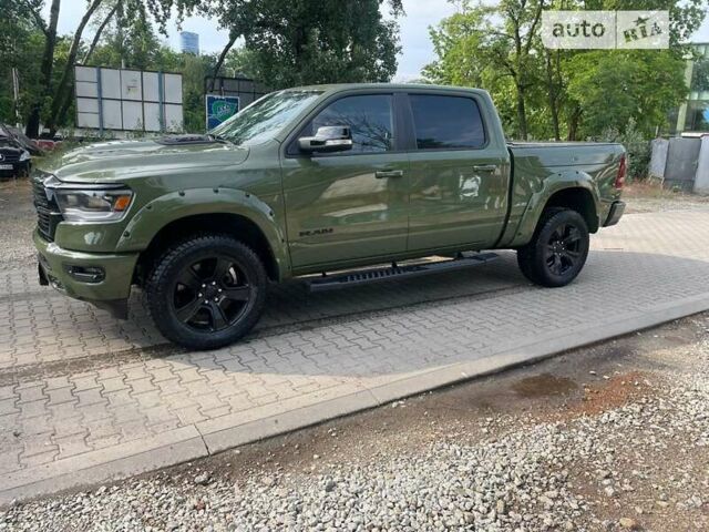 Зелений Додж RAM, об'ємом двигуна 5.7 л та пробігом 56 тис. км за 55741 $, фото 1 на Automoto.ua