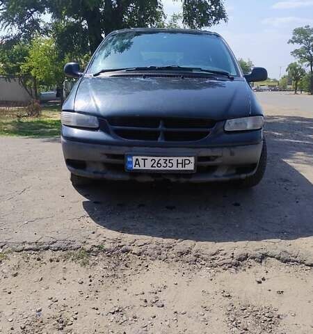 Чорний Додж Ram Van, об'ємом двигуна 2.5 л та пробігом 350 тис. км за 2800 $, фото 1 на Automoto.ua