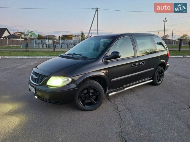 Чорний Додж Ram Van, об'ємом двигуна 2.5 л та пробігом 346 тис. км за 3450 $, фото 1 на Automoto.ua