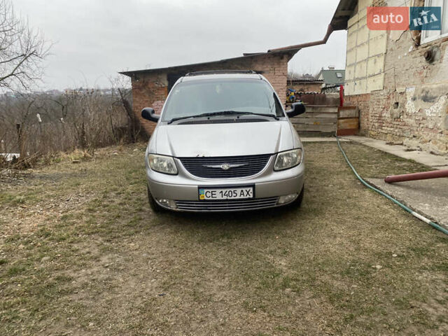 Серый Додж Рам Ван, объемом двигателя 2.5 л и пробегом 346 тыс. км за 5000 $, фото 1 на Automoto.ua
