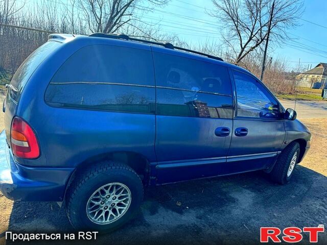 Синій Додж Ram Van, об'ємом двигуна 2.5 л та пробігом 286 тис. км за 3400 $, фото 1 на Automoto.ua