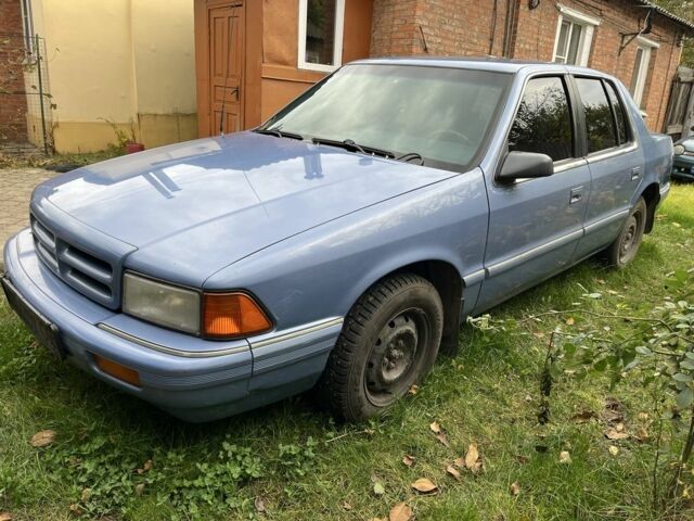 Синий Додж Спирит, объемом двигателя 2.5 л и пробегом 100 тыс. км за 2300 $, фото 1 на Automoto.ua