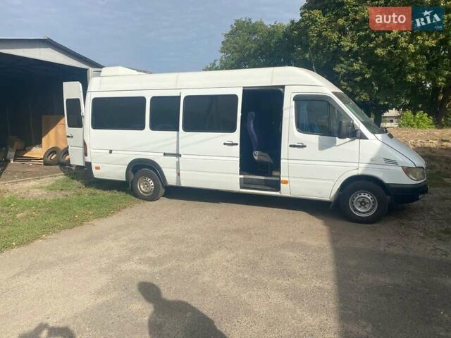 Білий Додж Спрінтер, об'ємом двигуна 2.7 л та пробігом 510 тис. км за 13500 $, фото 1 на Automoto.ua