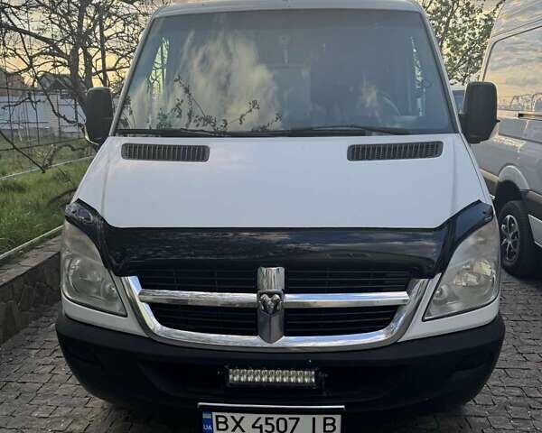 Білий Додж Спрінтер, об'ємом двигуна 3 л та пробігом 540 тис. км за 13500 $, фото 1 на Automoto.ua