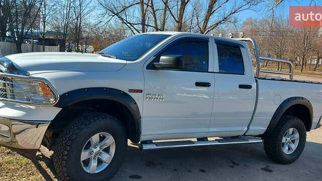 Белый Додж RAM 1500, объемом двигателя 2.99 л и пробегом 91 тыс. км за 28500 $, фото 1 на Automoto.ua