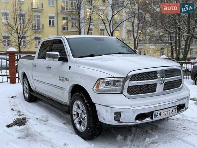 Білий Додж RAM 1500, об'ємом двигуна 5.65 л та пробігом 292 тис. км за 29000 $, фото 1 на Automoto.ua