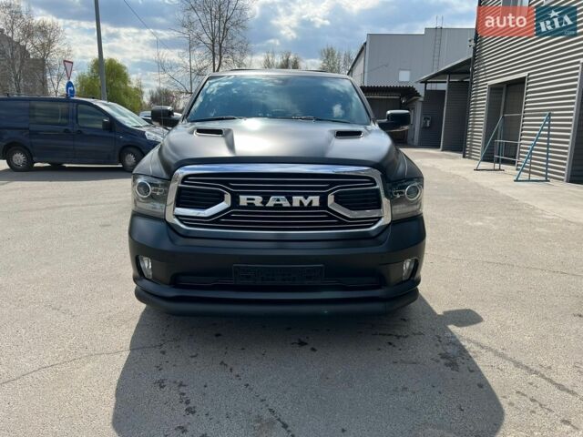 Чорний Додж RAM 1500, об'ємом двигуна 5.66 л та пробігом 106 тис. км за 31500 $, фото 1 на Automoto.ua