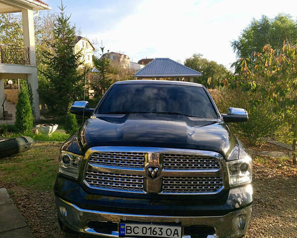 Черный Додж RAM 1500, объемом двигателя 3 л и пробегом 172 тыс. км за 24000 $, фото 1 на Automoto.ua