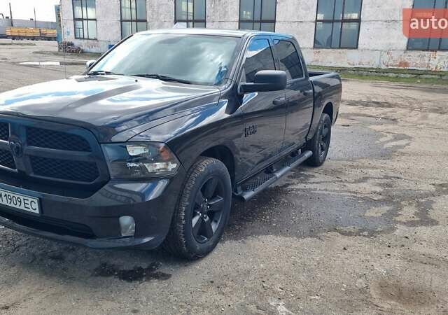 Черный Додж RAM 1500, объемом двигателя 3.6 л и пробегом 107 тыс. км за 18500 $, фото 1 на Automoto.ua