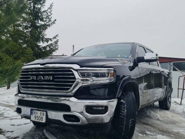 Чорний Додж RAM 1500, об'ємом двигуна 5.7 л та пробігом 53 тис. км за 75000 $, фото 1 на Automoto.ua