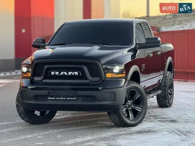 Черный Додж RAM 1500, объемом двигателя 3.6 л и пробегом 75 тыс. км за 37000 $, фото 1 на Automoto.ua