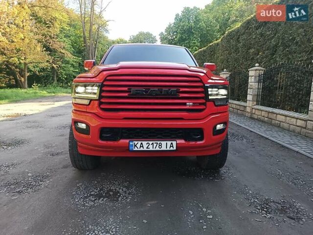 Красный Додж RAM 1500, объемом двигателя 5.65 л и пробегом 96 тыс. км за 35000 $, фото 1 на Automoto.ua