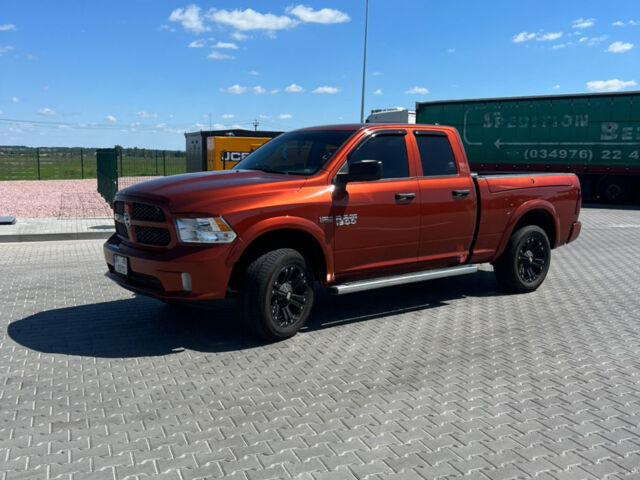 Додж RAM 1500, объемом двигателя 5.7 л и пробегом 273 тыс. км за 22500 $, фото 1 на Automoto.ua