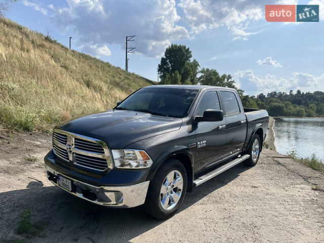 Серый Додж RAM 1500, объемом двигателя 3 л и пробегом 169 тыс. км за 25000 $, фото 1 на Automoto.ua