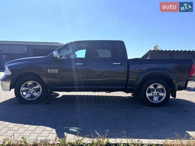 Серый Додж RAM 1500, объемом двигателя 5.7 л и пробегом 172 тыс. км за 23500 $, фото 1 на Automoto.ua