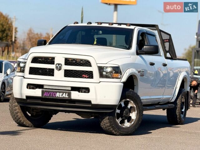 Білий Додж RAM 2500, об'ємом двигуна 6.42 л та пробігом 101 тис. км за 30000 $, фото 1 на Automoto.ua